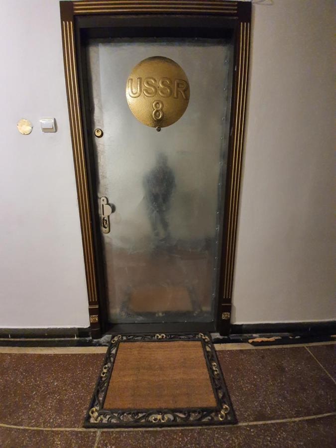 בוקרשט Private Museum Apartment With Antique Decor מראה חיצוני תמונה